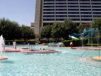 Contemporary Resort Pools & Recreation