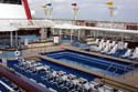 R_Family-Pool_03