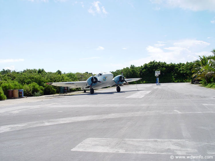 Castaway_plane_01