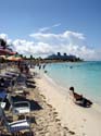 Castaway_family-beach_02