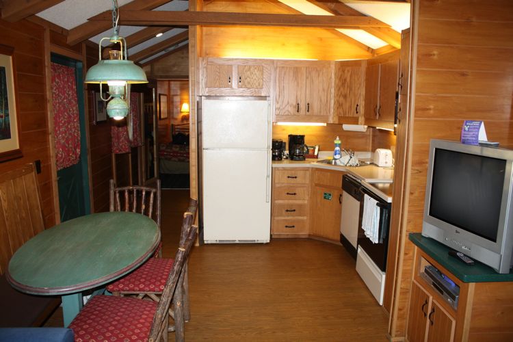 Ft-Wilderness-Cabin-C#25619