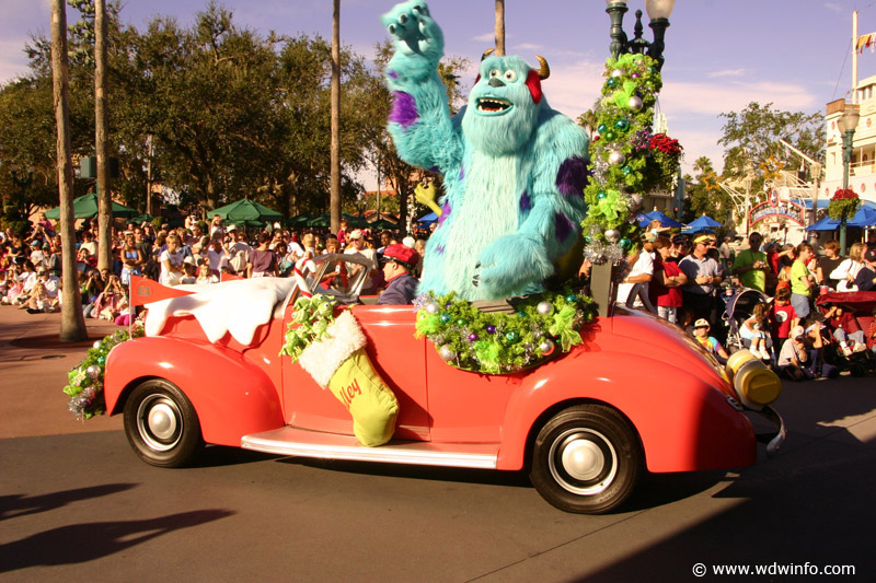 MGMHollywoodHolly-Day Parade016