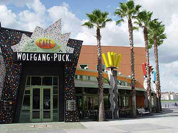 Wolfgang Puck Cafe