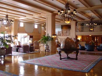 Yacht Club Resort lobby Photo