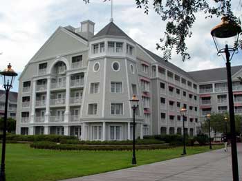 Yacht Club Resort exterior Photo