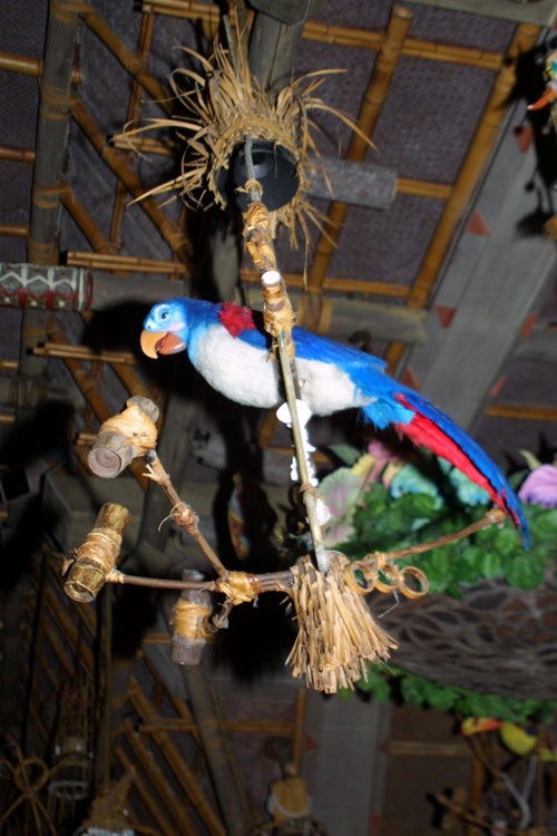 Adventureland - Enchanted Tiki Room 11