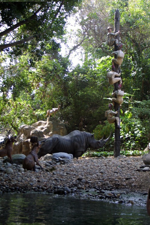 Adventureland - Jungle Cruise 11