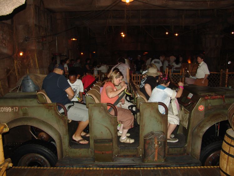 Adventureland-25