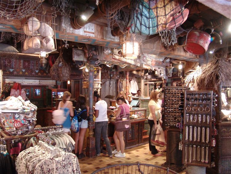 Adventureland-48
