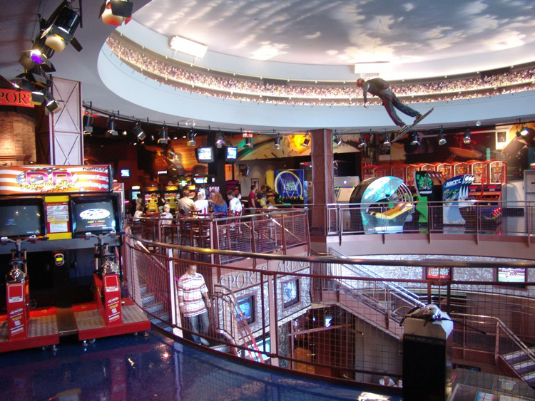 Downtown-Disney-DL-013