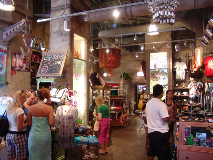Downtown-Disney-DL-100