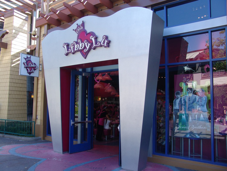 Downtown-Disney-DL-121