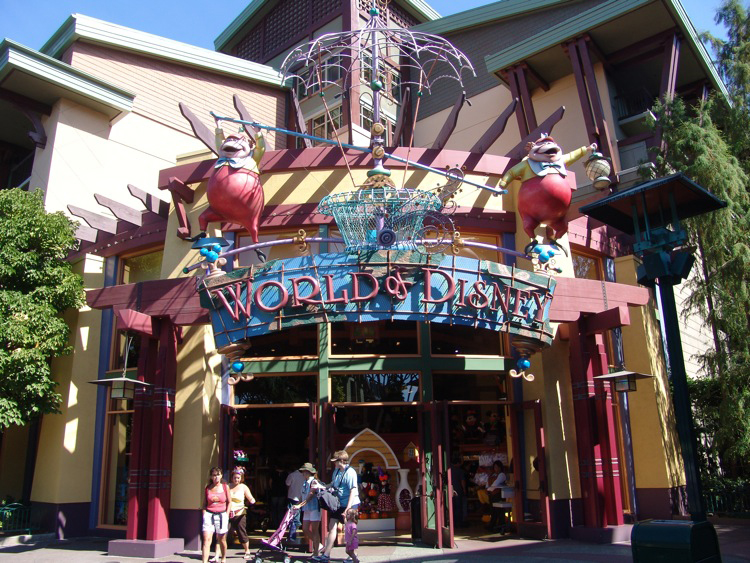 Downtown-Disney-DL-155