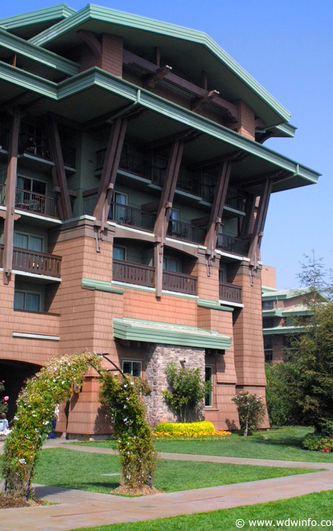 Grand Californian Hotel Grounds 02