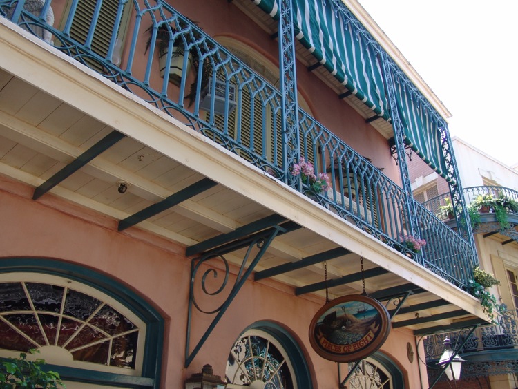 New-Orleans-Square-34