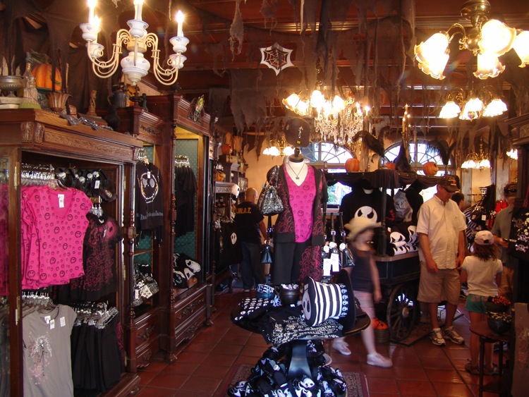 New-Orleans-Square-41