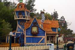 Goofy's Bounce House
