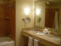 Portofino Bay Room