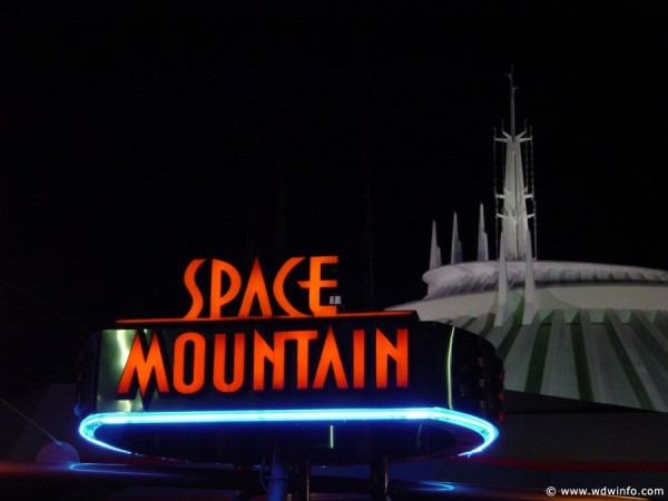 Space-Mountain-14 – WDWINFO.COM A Guide To A Happy Disney Vacation The DIS Space-Mountain-14 Space-Mountain-14
