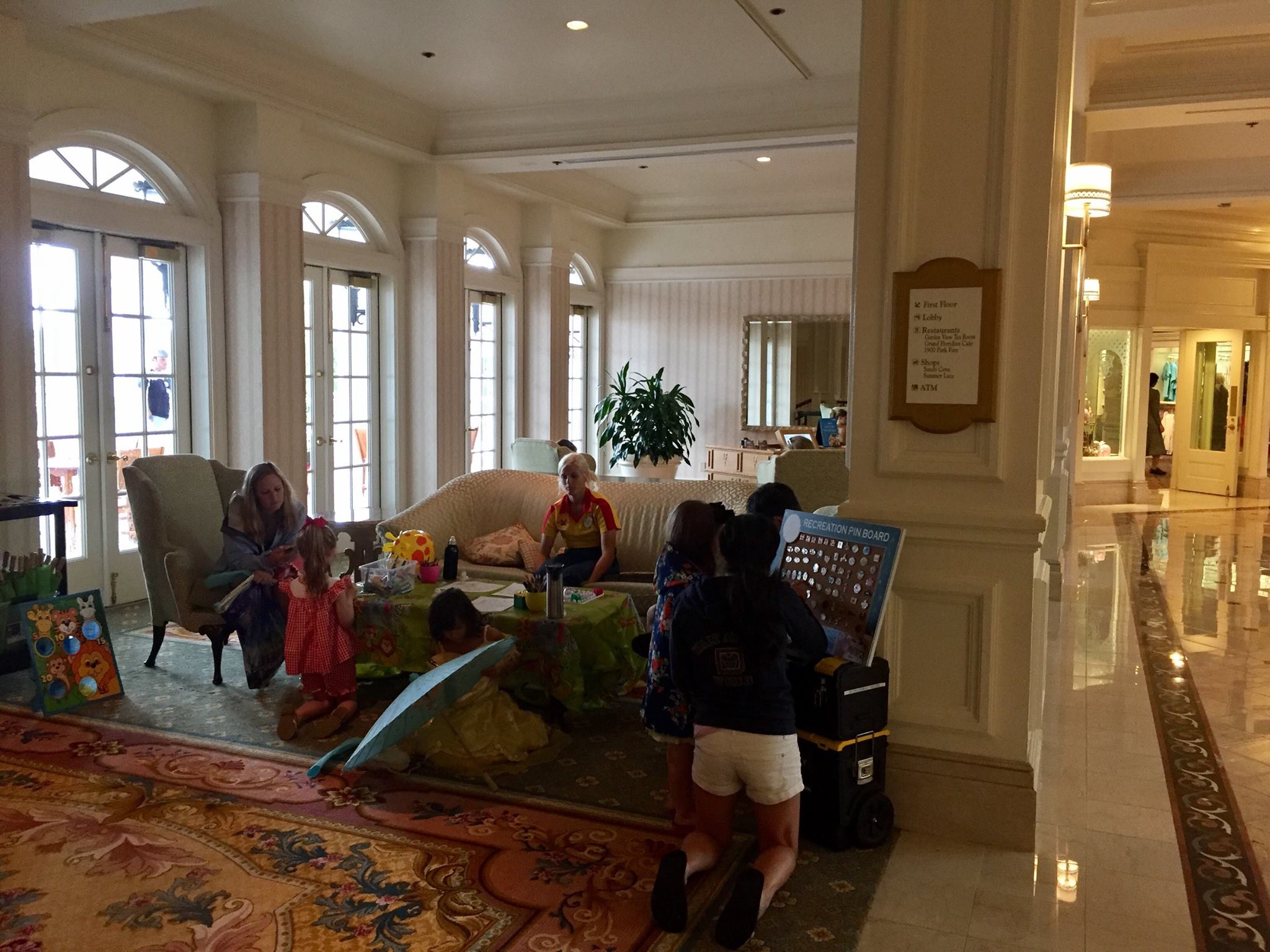 14524559_10208788904498383_4650602933950826551_o – WDWINFO.COM Photos: Hurricane preparations taking place at the Walt Disney World monorail hotels 14524559_10208788904498383_4650602933950826551_o 14524559_10208788904498383_4650602933950826551_o