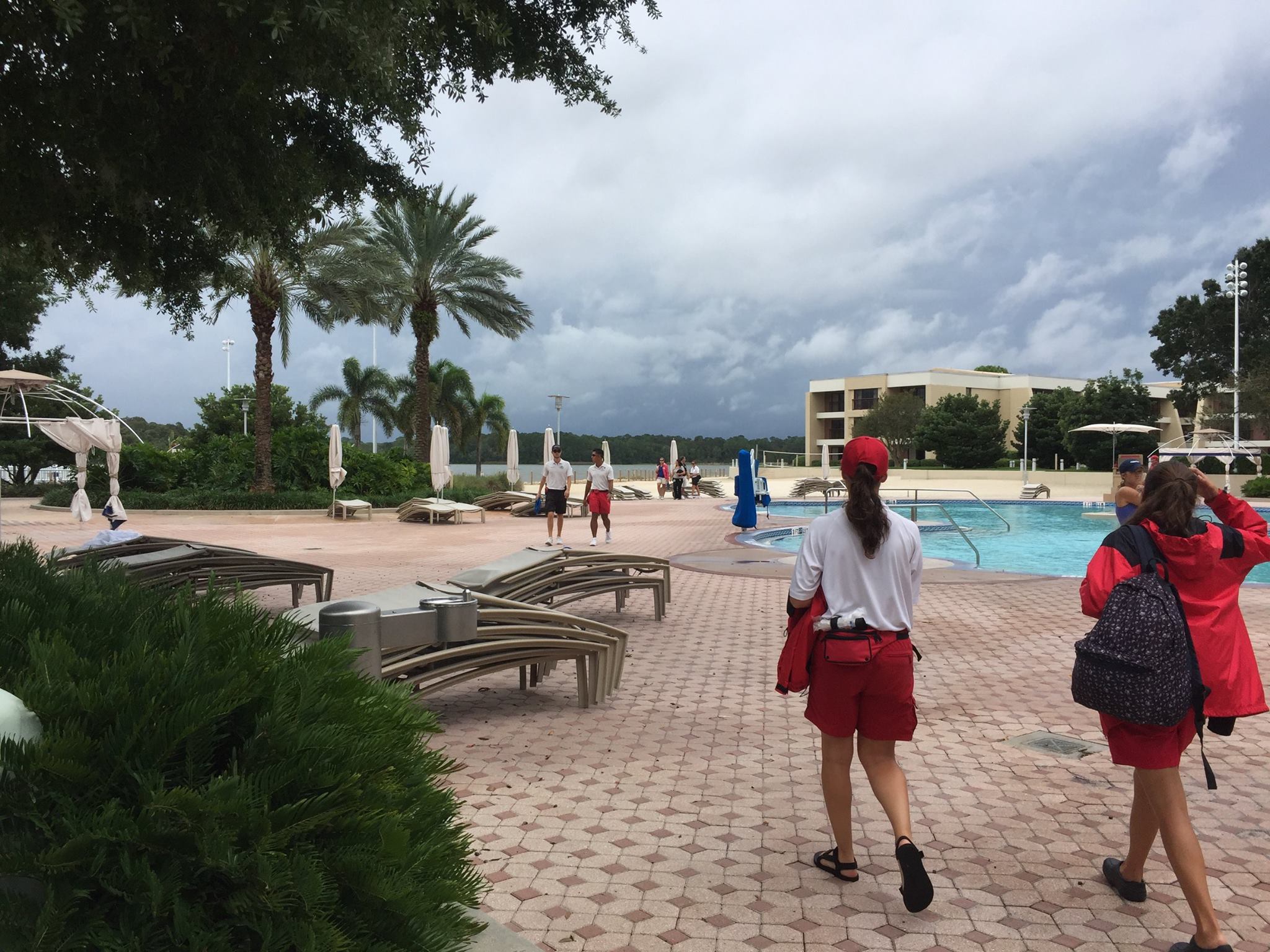 14525125_10208788906098423_2038562861268831170_o – WDWINFO.COM Photos: Hurricane preparations taking place at the Walt Disney World monorail hotels 14525125_10208788906098423_2038562861268831170_o 14525125_10208788906098423_2038562861268831170_o