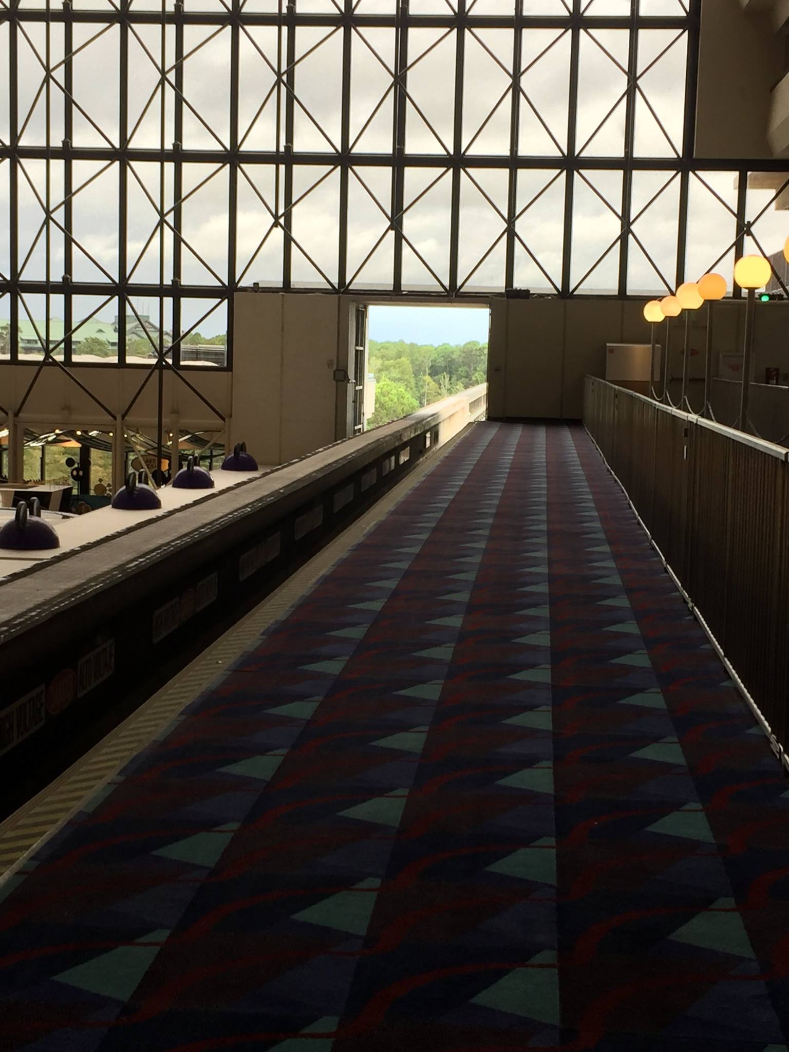 14542506_10208788906938444_1659788285089033894_o – WDWINFO.COM Photos: Hurricane preparations taking place at the Walt Disney World monorail hotels 14542506_10208788906938444_1659788285089033894_o 14542506_10208788906938444_1659788285089033894_o