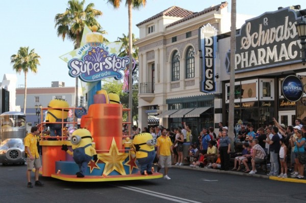 superstar-parade-02 – WDWINFO.COM 4 reasons Disney still stands apart from Universal superstar-parade-02 superstar-parade-02