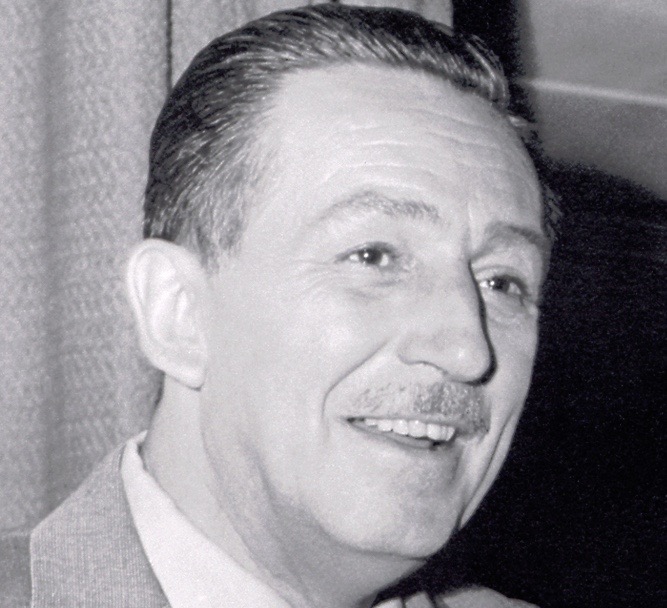 Walt_disney_portrait_right