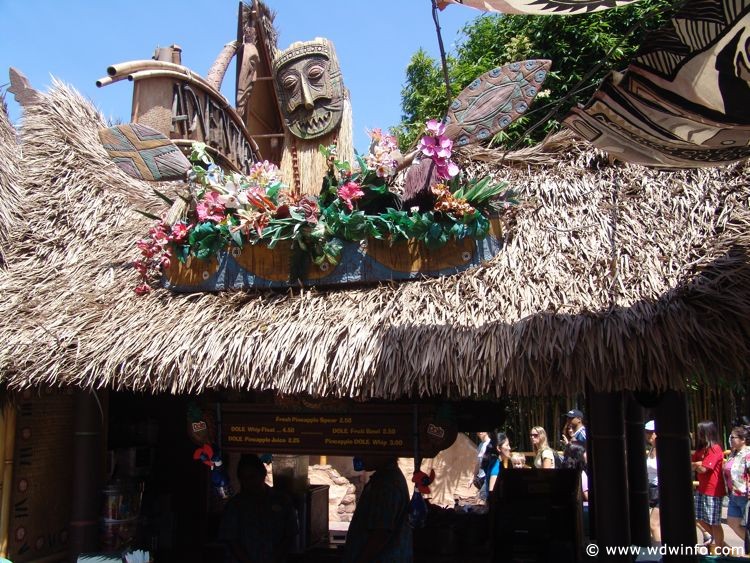 Adventureland-32 – WDWINFO.COM Queue Showdown: Disneyland Adventureland-32 Adventureland-32