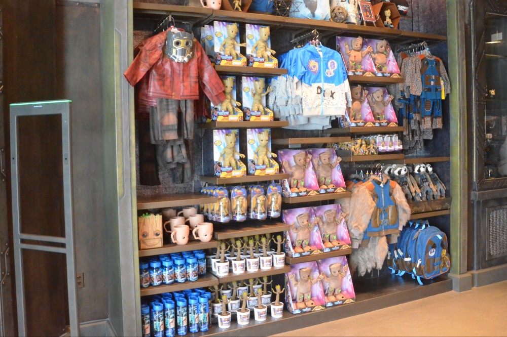 merch26