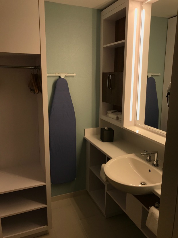 Pop Century Iron – WDWINFO.COM Vox Populi: What Disney Fans are Saying About the Renovated Rooms at Pop Century (PICS!) Pop Century Iron Pop Century Iron