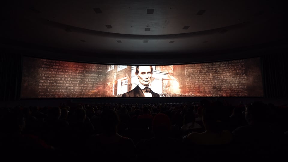Sequence 42.00_04_35_23.Still006 – WDWINFO.COM Review: The Hall of Presidents with President Trump Sequence 42.00_04_35_23.Still006 Sequence 42.00_04_35_23.Still006