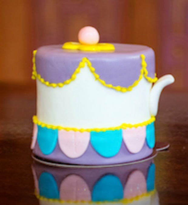 Mrs Potts Cake