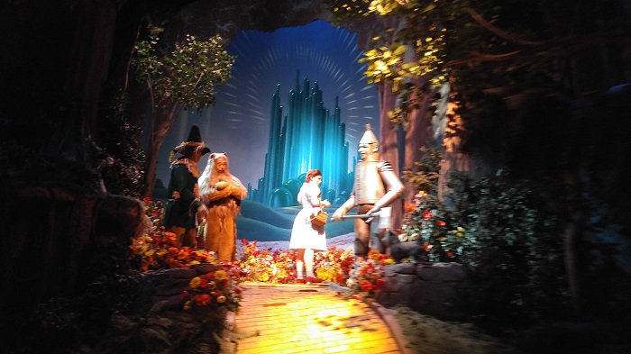 0722162314_HDR – WDWINFO.COM Why is Disney Taking Cast Member Individuality Out of the Attractions? 0722162314_HDR 0722162314_HDR