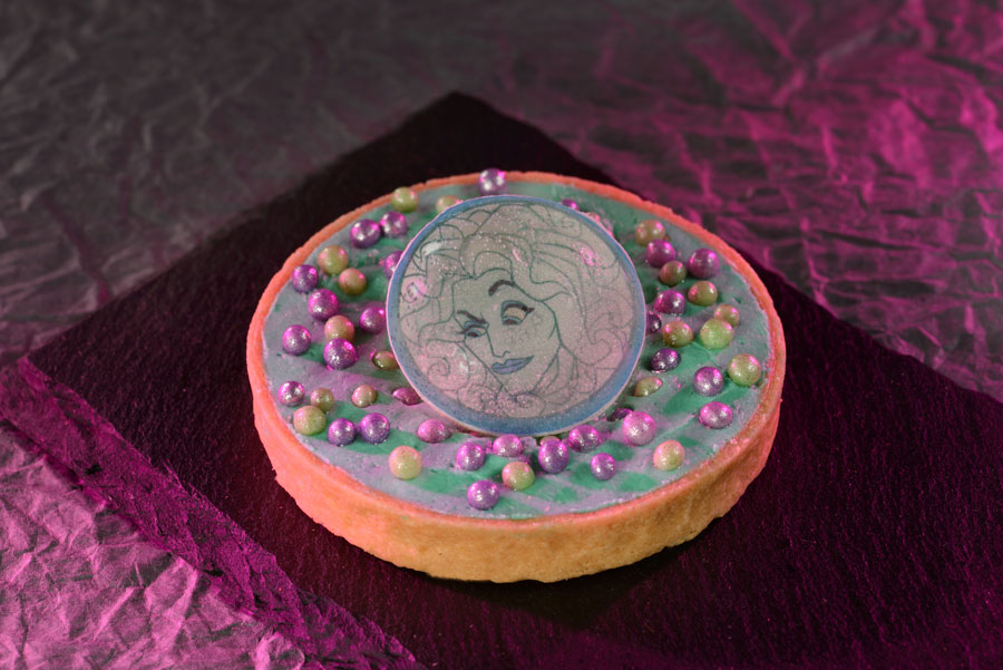 MNSSHP18-madame-leota-dessert