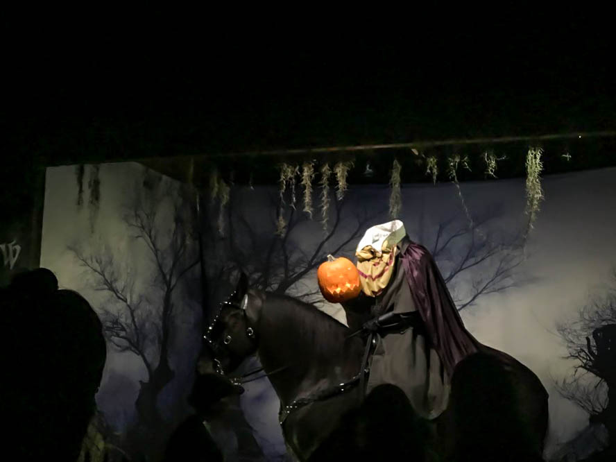 sleepy-hollow-3-2 – WDWINFO.COM Review: Return to Sleepy Hollow at Disney's Fort Wilderness Resort The DIS sleepy-hollow-3-2 sleepy-hollow-3-2