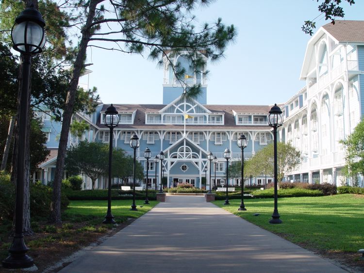 Beach-Club-Resort-02