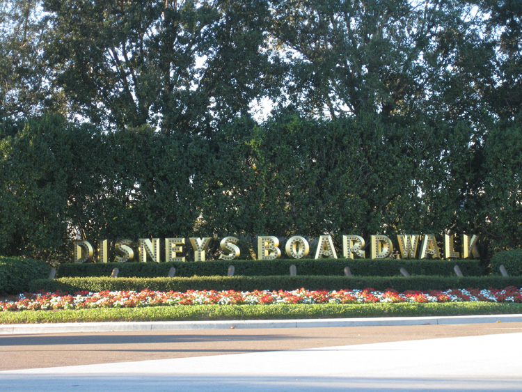 Boardwalk-Resort01