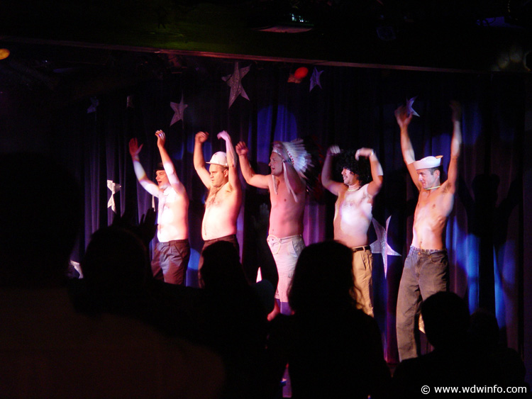 Beat-Street_RockinBarD-70sDisco-DSC00100