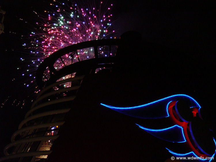 Pirates-Night_Fireworks_07