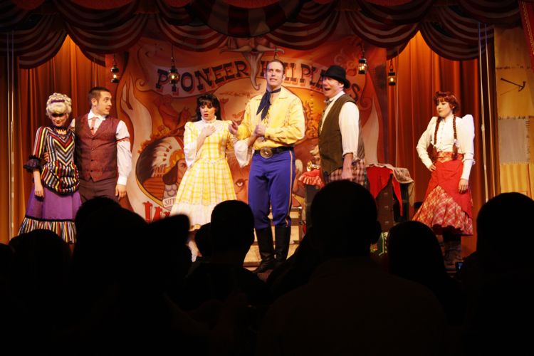 Hoop-Dee-Doo-08