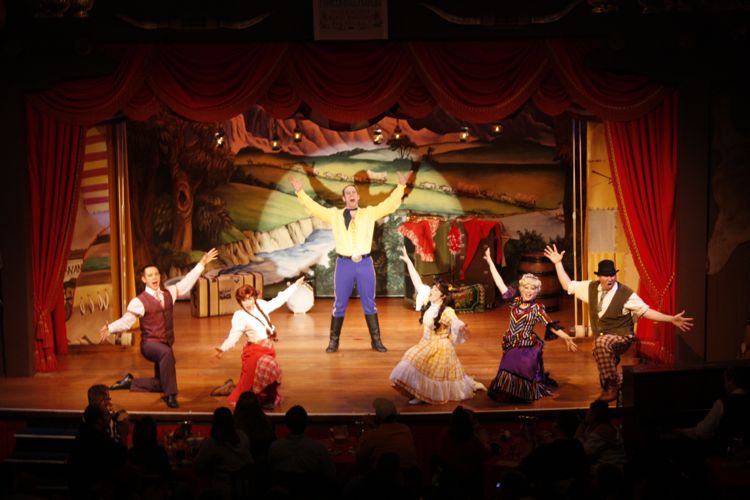 Hoop-Dee-Doo-32