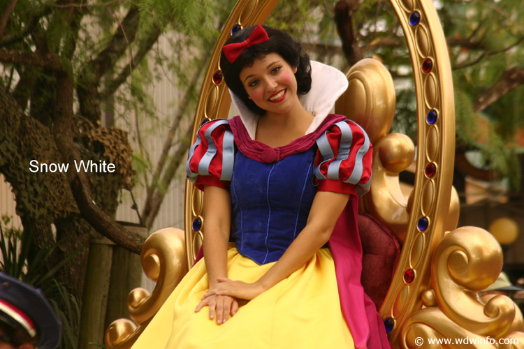 49_Snow White
