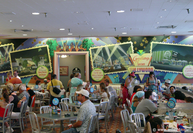 Dining-Hollywood-Vine_02a