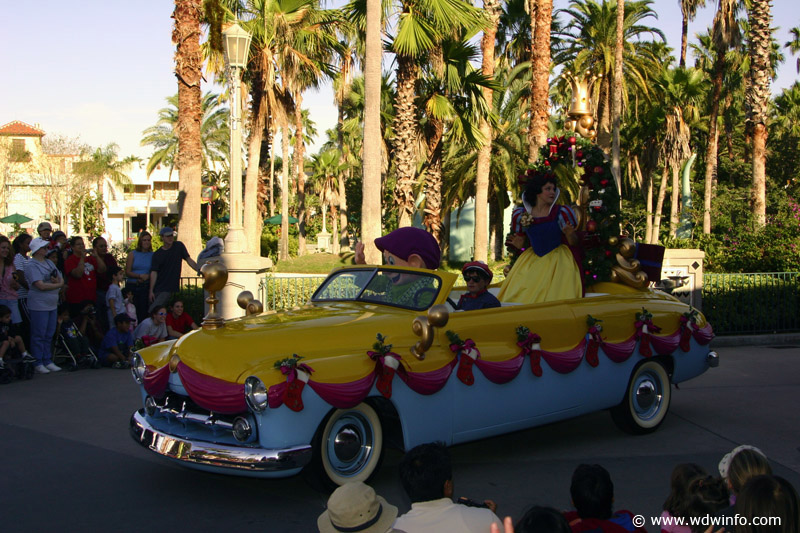 MGMHollywoodHolly-Day Parade028