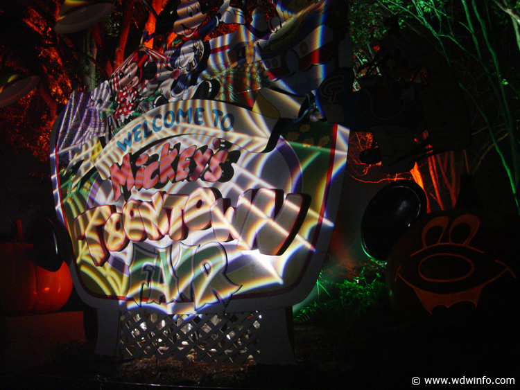 Mickey's Not So Scary Halloween Party - DSC01165