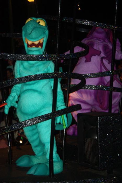 MNSSHP-08_73