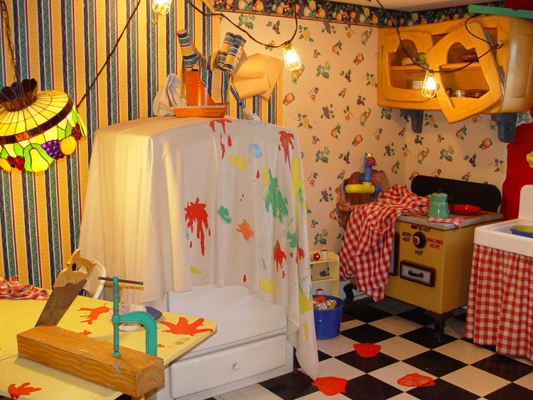 Mickeys- Country-House-05