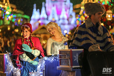 Disneyland Hotel Wallpaper