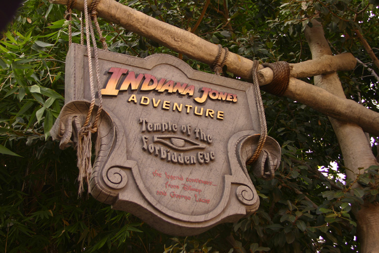 Adventureland - Indiana Jones Adventure 01